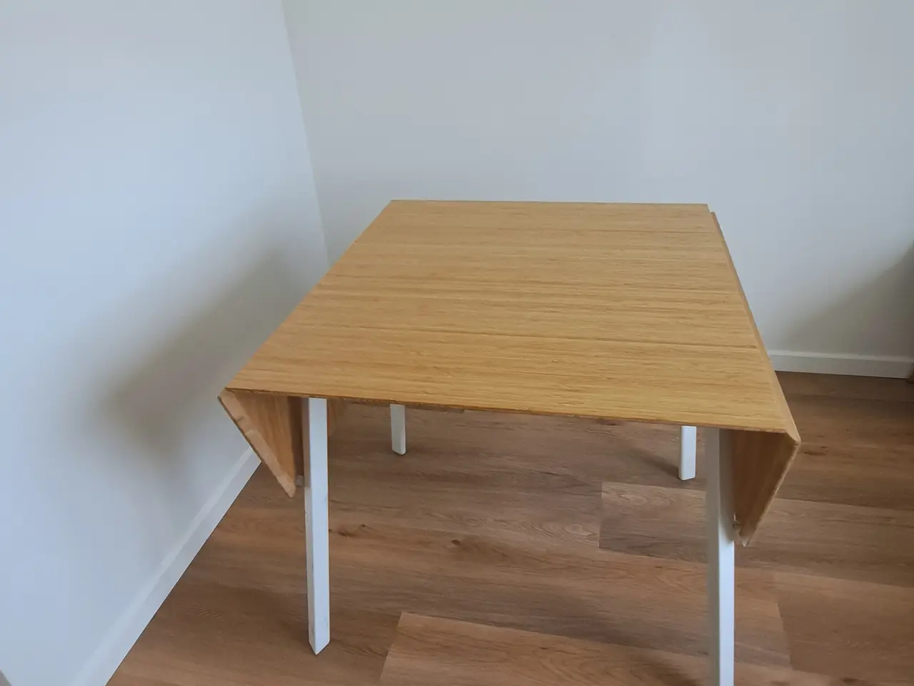 Billede 4 - GRATIS spisebord med 2 klapper