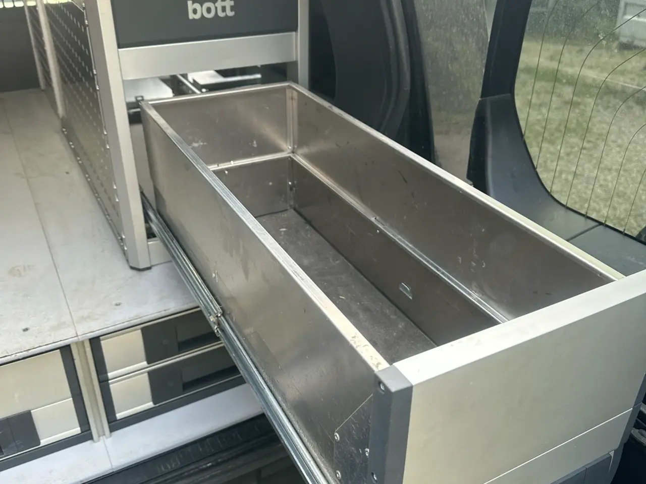 Billede 5 - Bott til din Defender 110” (L663)