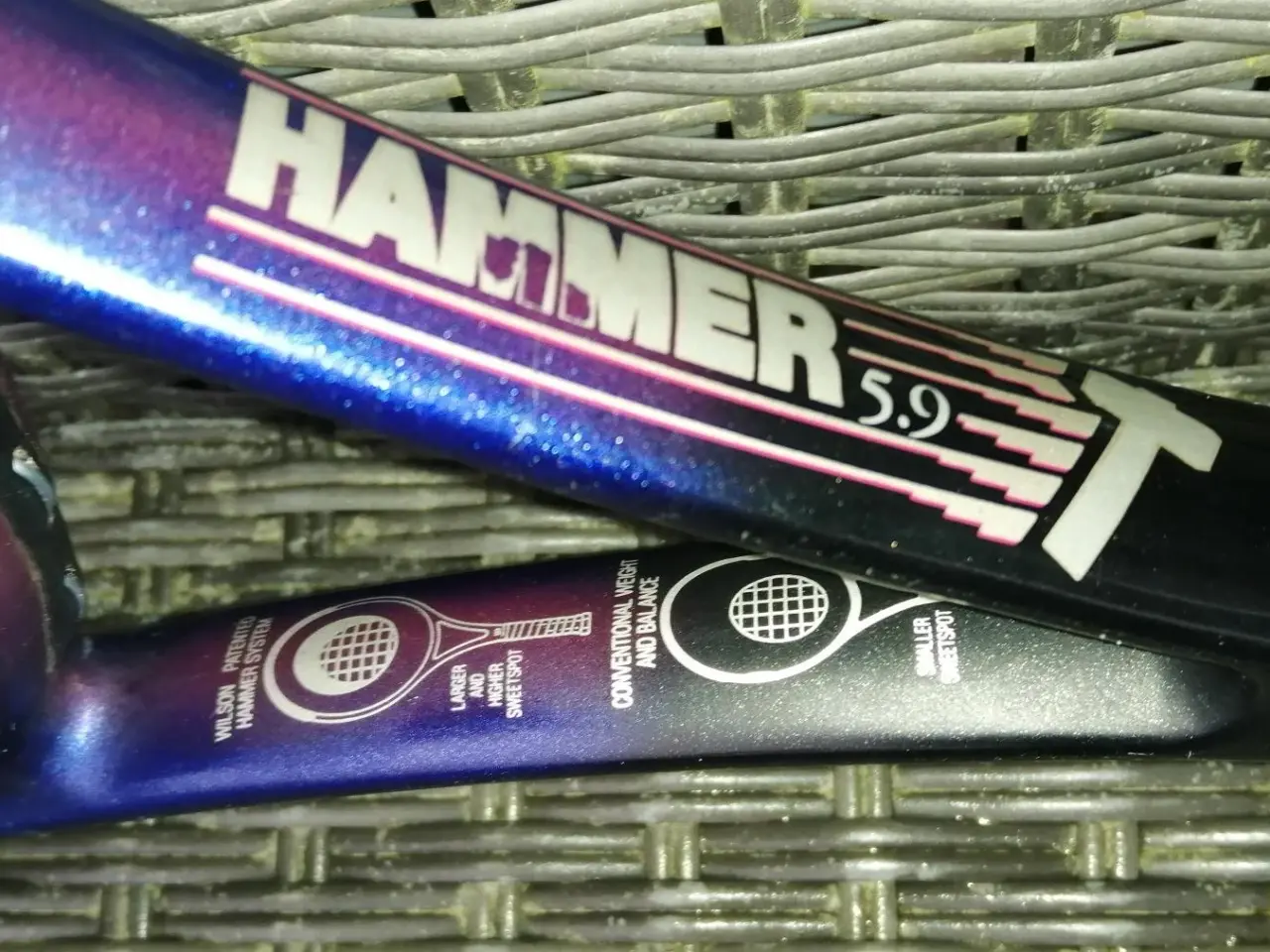 Billede 3 - WILSON HAMMER 5.9 GRAPHITE, 4 1/2, FLOT STAND