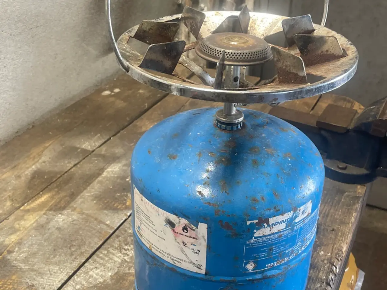 Billede 1 - Gasblus med gasflaske