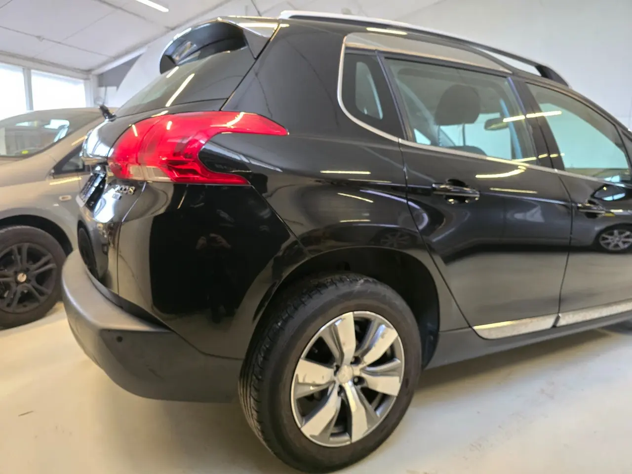 Billede 4 - Peugeot 2008 1,6 e-HDi 92 Allure Van