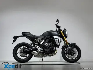 Suzuki GSX-8T