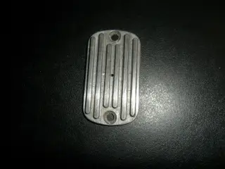 H-D Cover