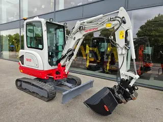 Takeuchi TB 225