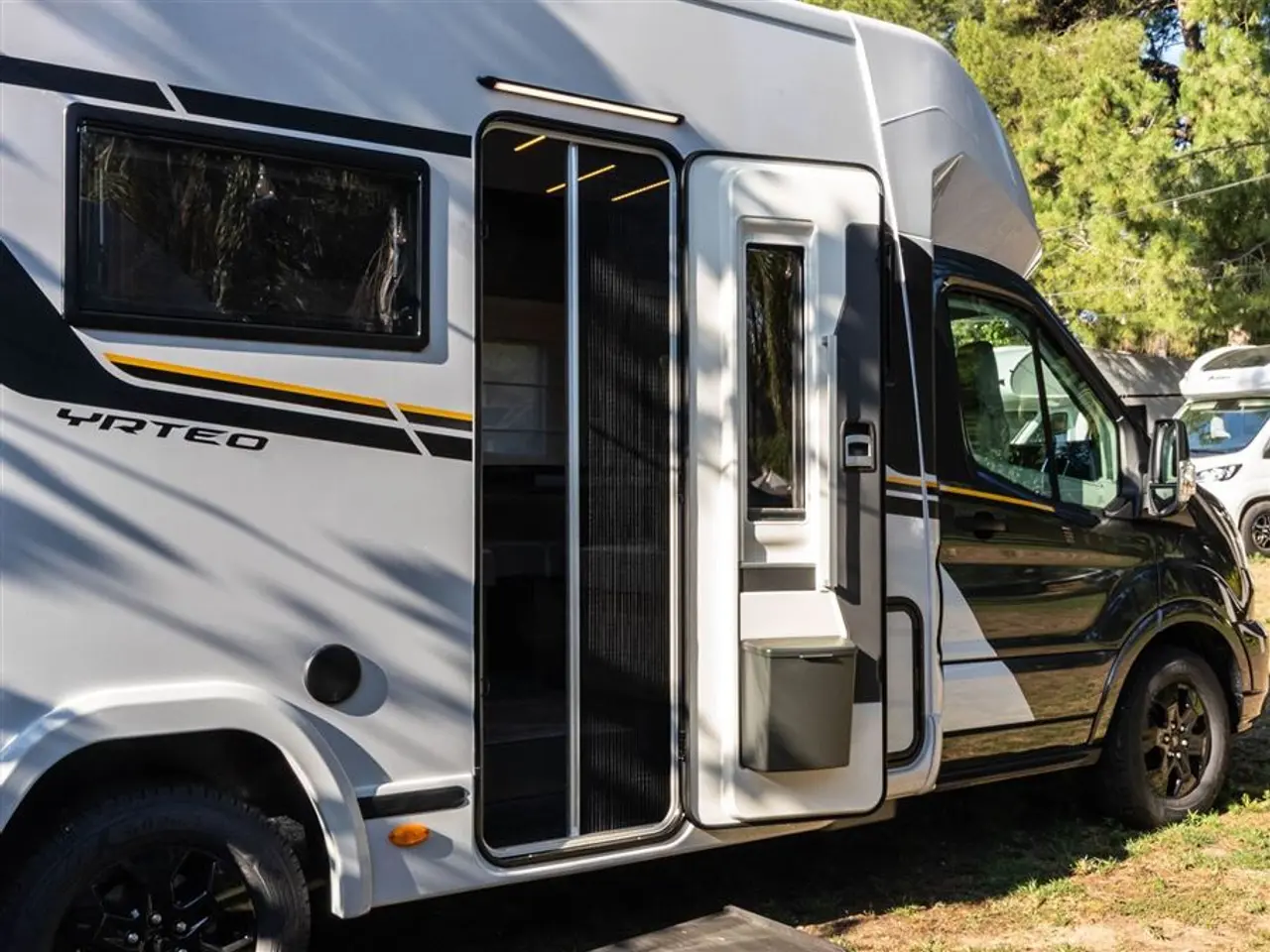 Billede 43 - 2027 - Benimar Yrteo Ny bestseller under 6 meter