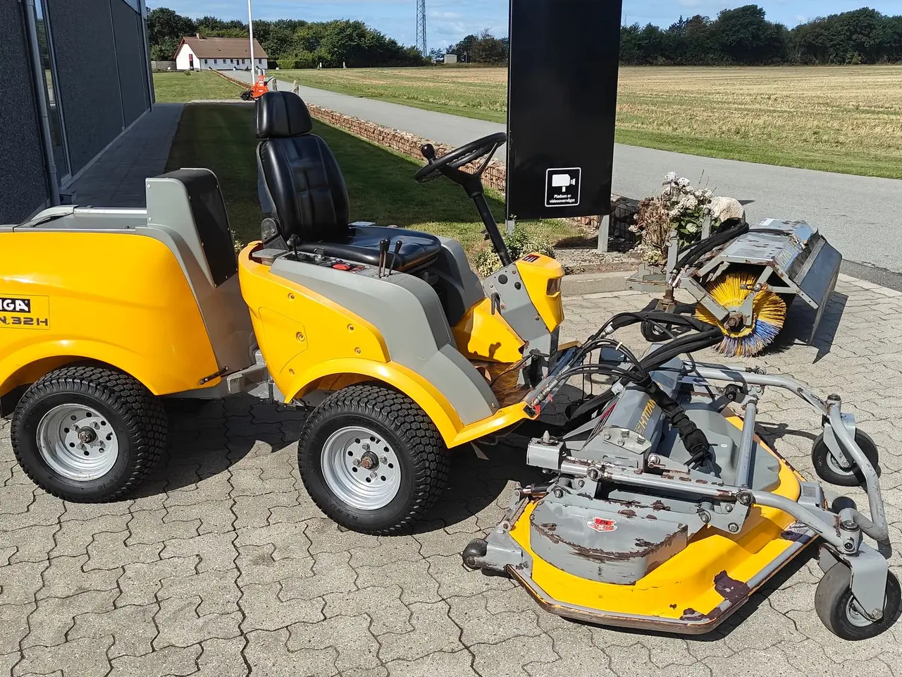 Billede 2 - Stiga TITAN 32 H