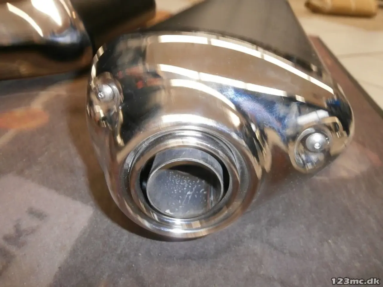 Billede 4 - Venstre Udstødning / potte, GSX1300R ´08-