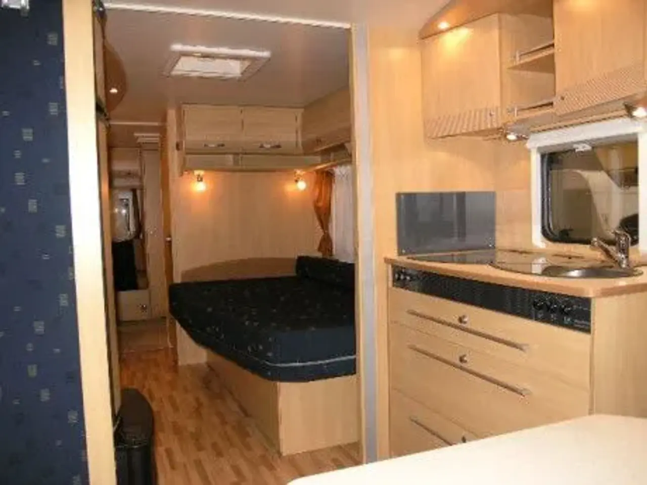 Billede 16 - Dethleffs Camper 740TK - Udlejes