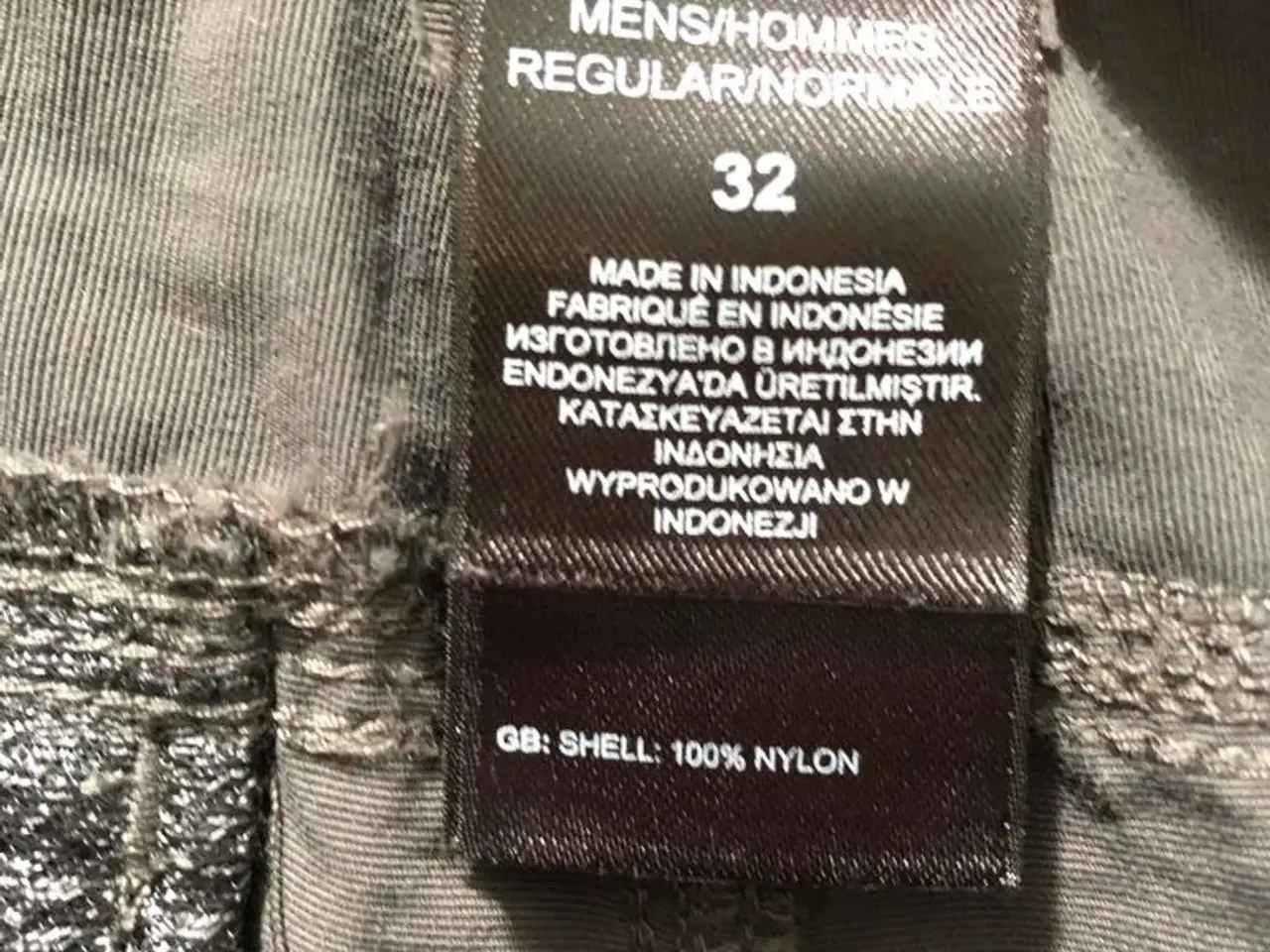 Billede 6 - Her sælge et stykke shorts