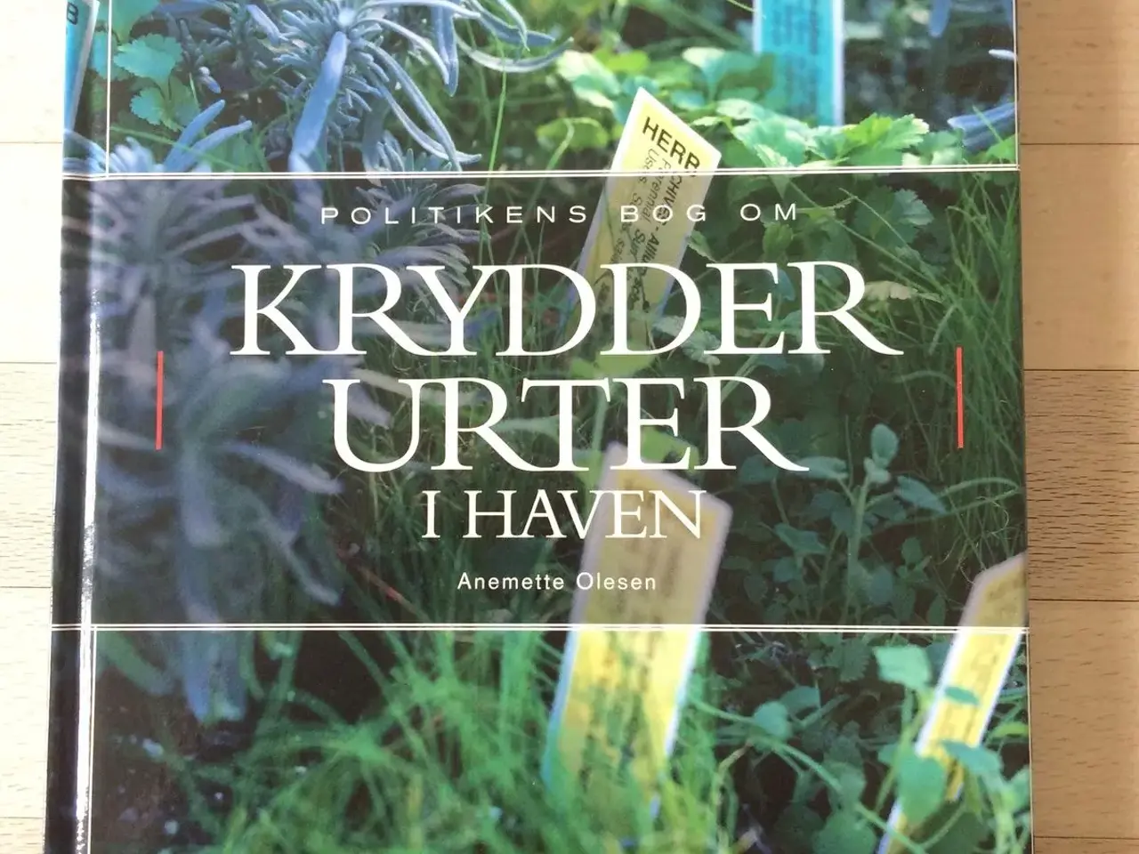 Billede 1 - Politikens bog om krydderurter i haven