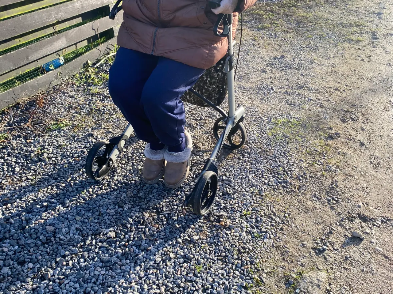 Billede 1 - Rollator 