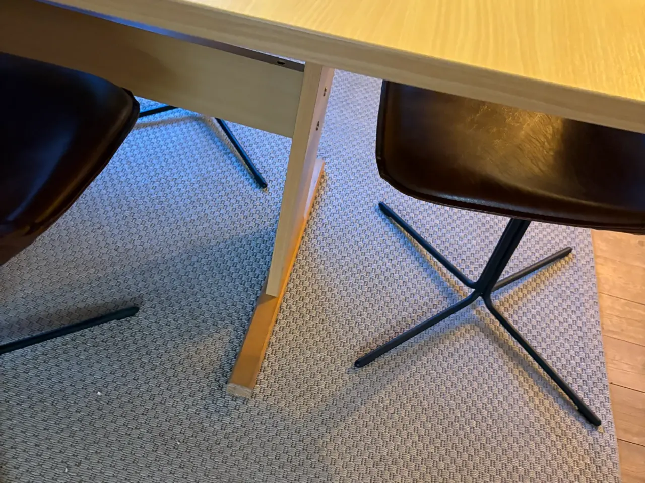 Billede 2 - Spisebord med ekstra plade