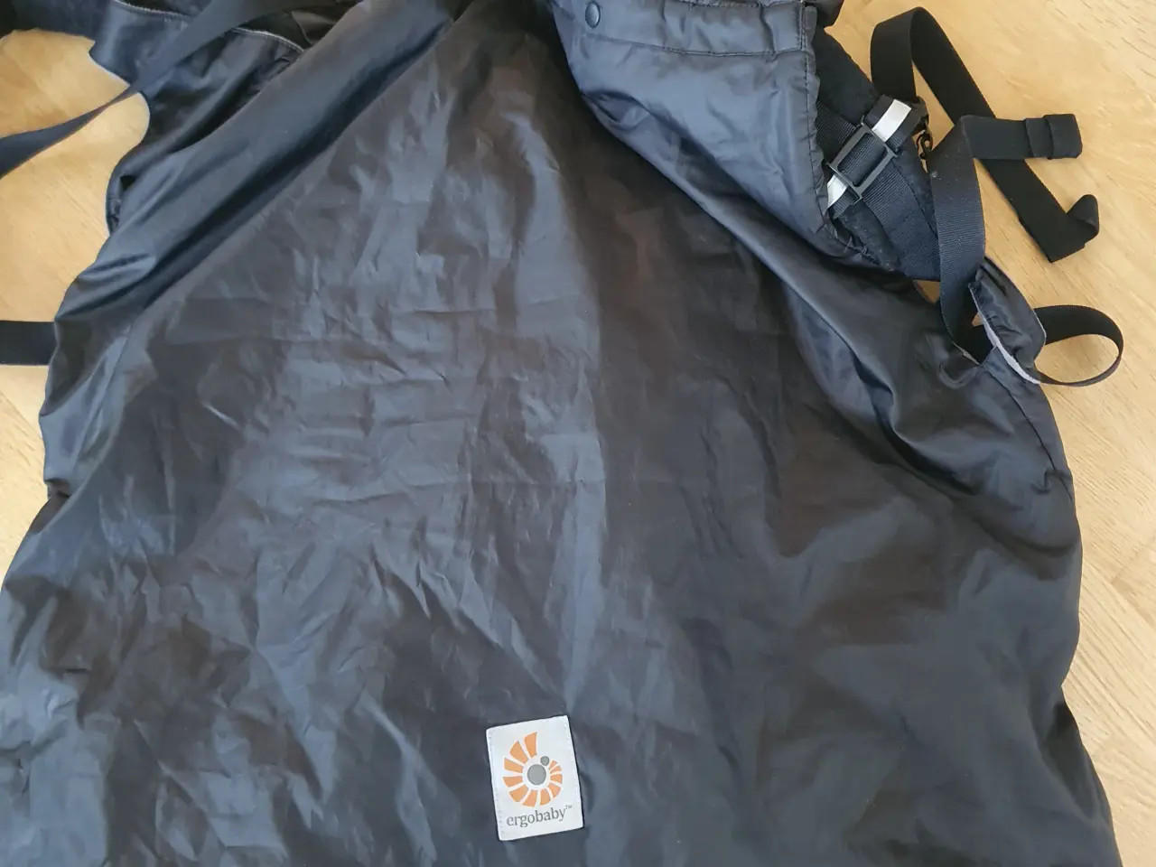 Billede 7 - UDLEJES - Ergobaby Omni Breeze bæresele