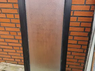 Et matteret vindu