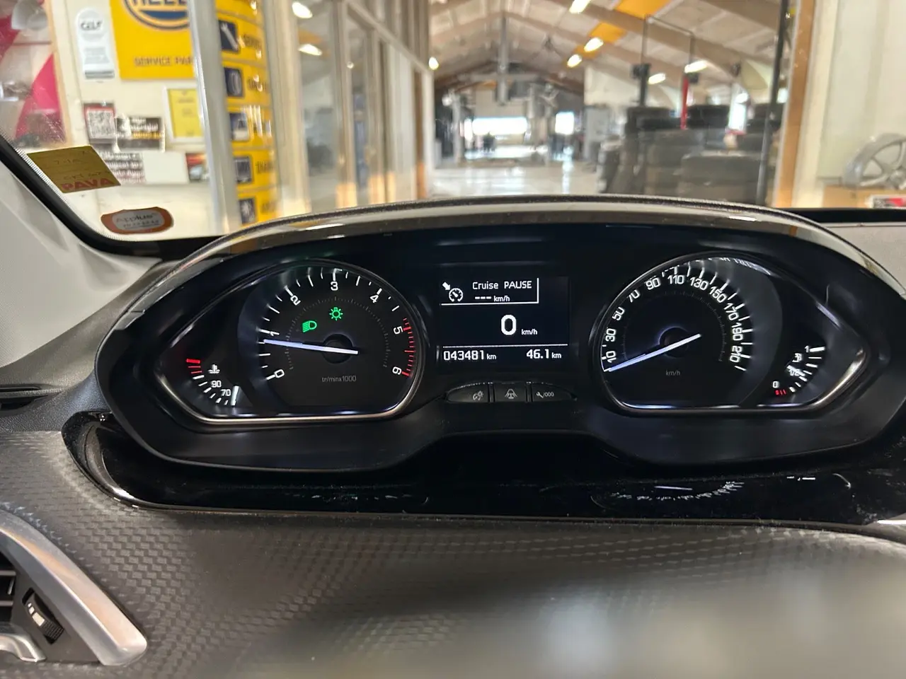 Billede 8 - Peugeot 2008 1,6 BlueHDi 100 Allure