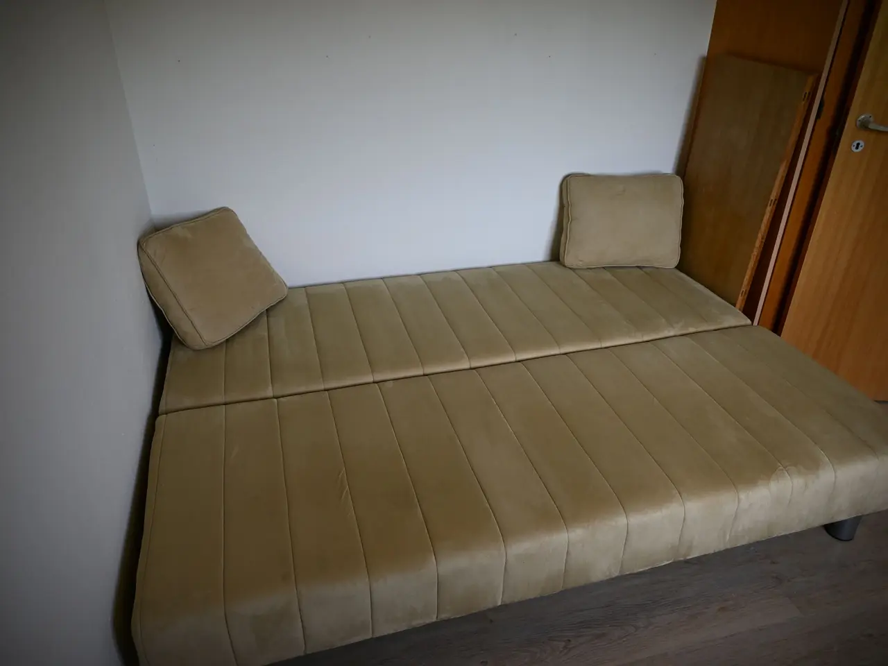 Billede 3 - Sovesofa i stof