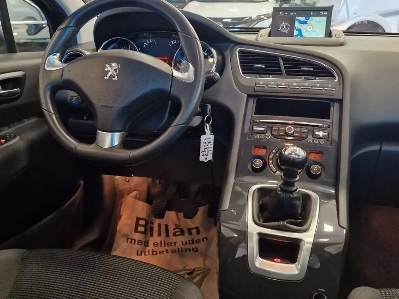 Billede 17 - Peugeot 5008 1,6 BlueHDi 120 Allure 7prs