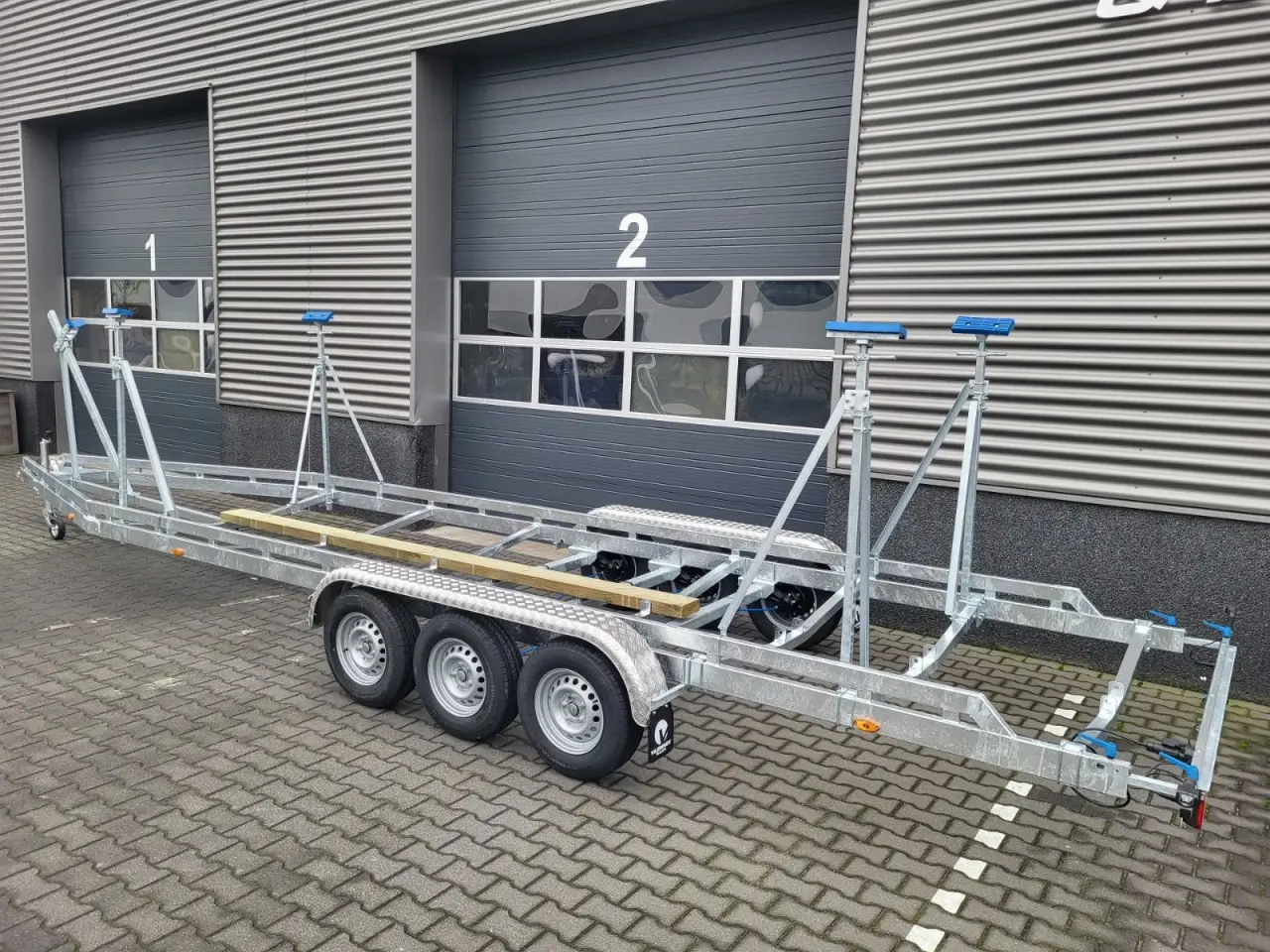 Billede 2 - Vlemmix Kølbådtrailer 920x250 3500 TR3