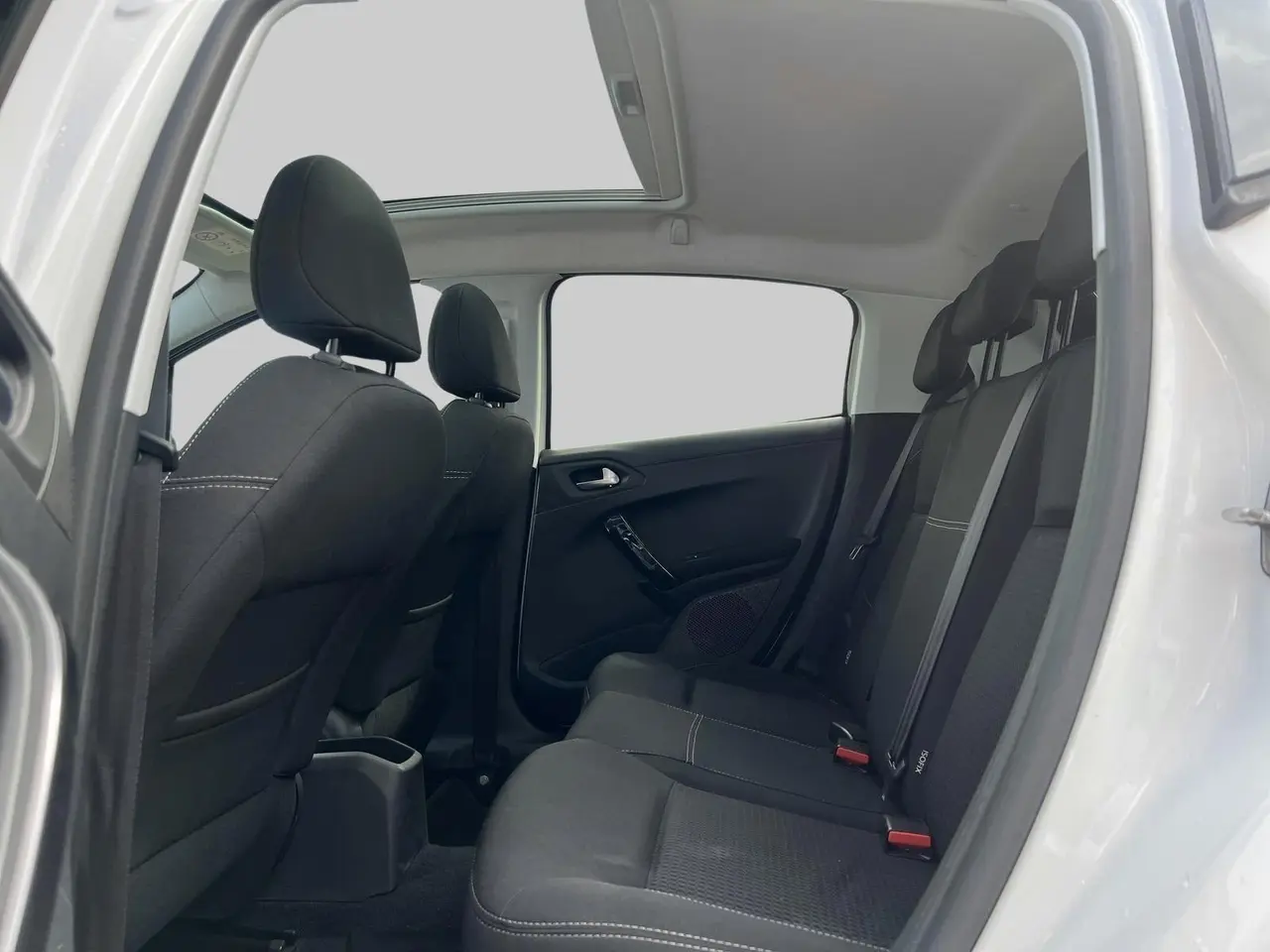 Billede 7 - Peugeot 208 1,6 BlueHDi 100 Allure Sky