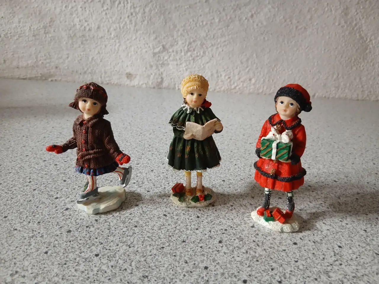Billede 1 - Engelske julefigurer