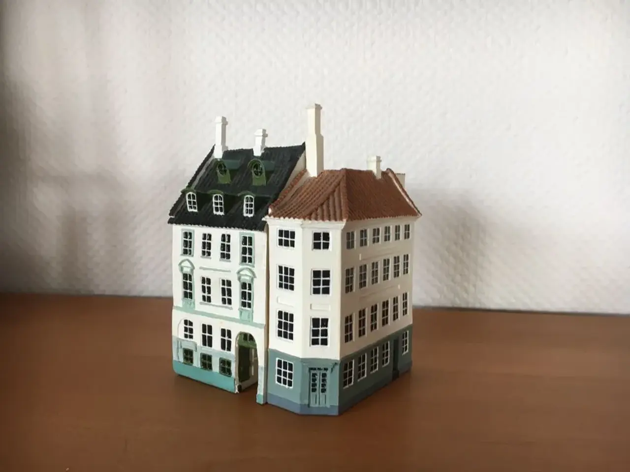 Billede 1 - Trip Trap huse sælges