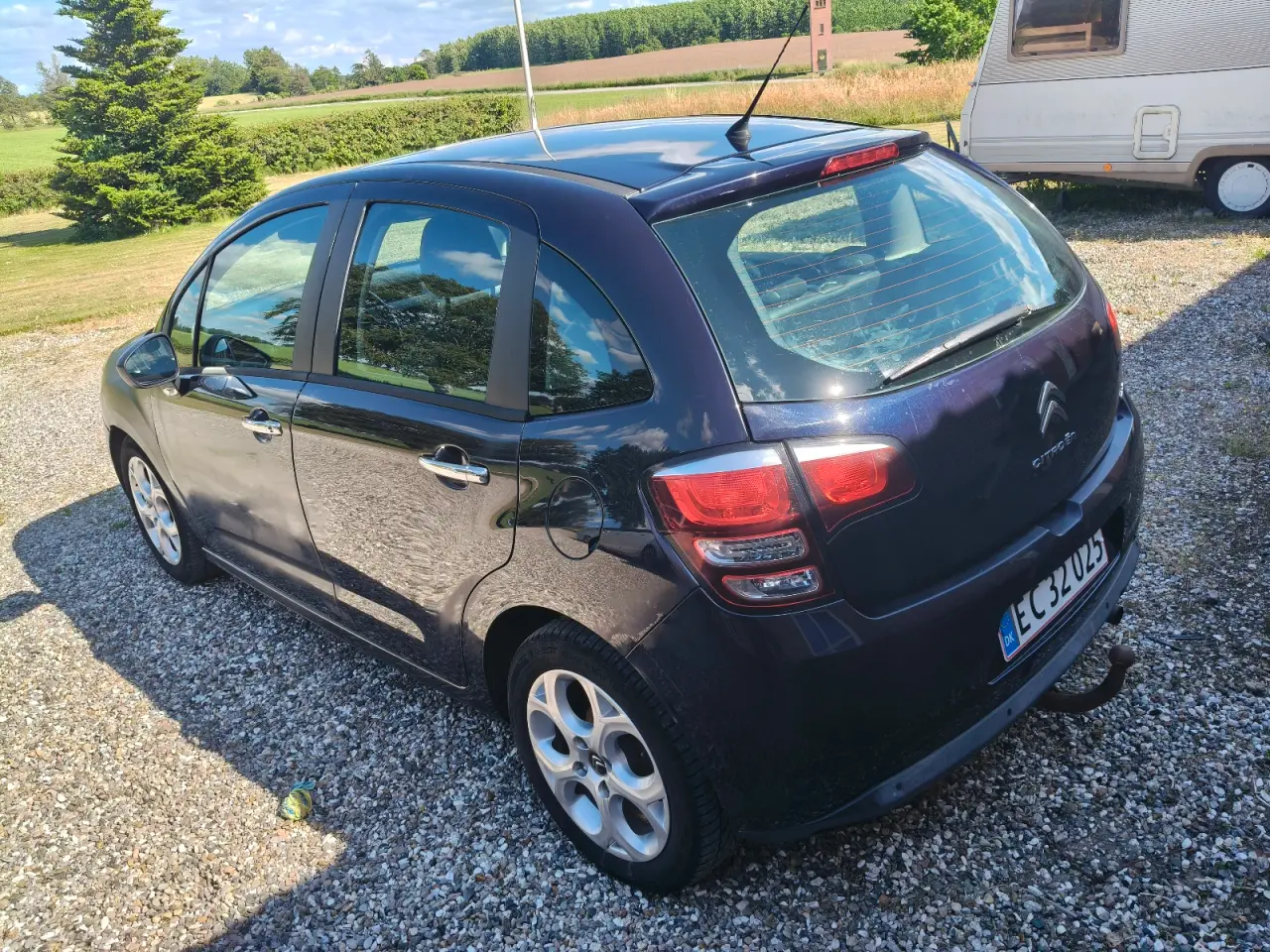 Billede 3 - Citroen C3 nysynet. Lav km
