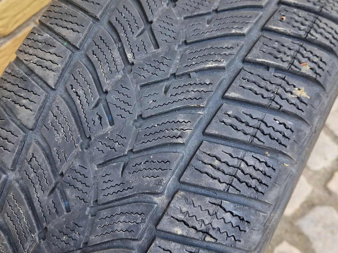 Billede 2 - 4 x alufælg, Goodyear UltraG-Performance, vinter