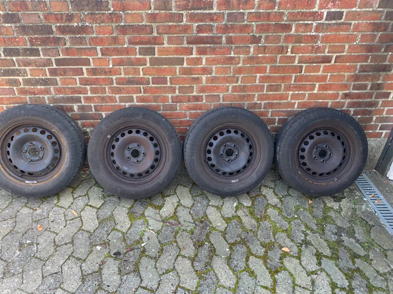 Billede 1 - Sommerdæk med fælge