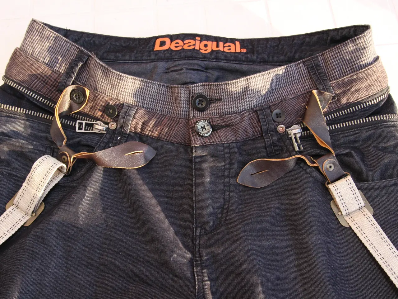 Billede 7 - Desigual badass selebukser med/uden hængerøv
