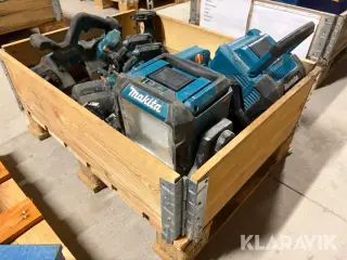 Værktøj Makita 6 maskiner med 3 lamper, 3 batterier og 1 oplader