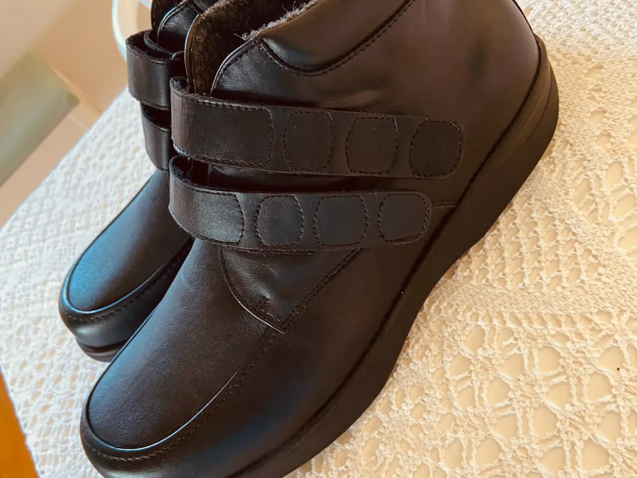 Billede 3 - Nye New Feet støvler med velcro str 44