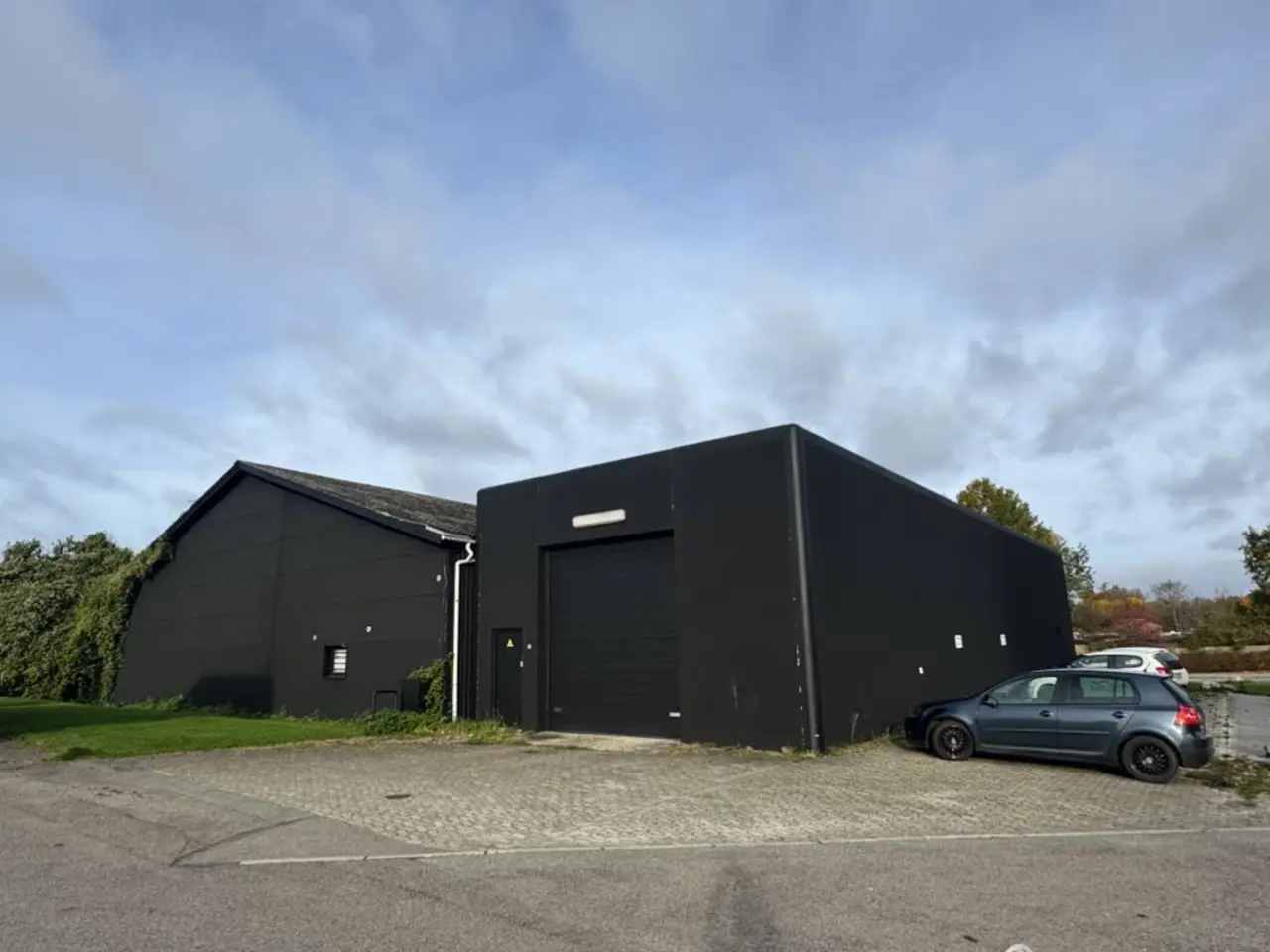 Billede 2 - Perfekt Erhvervslokale for Bilsyn. Værksted eller Bilvask
