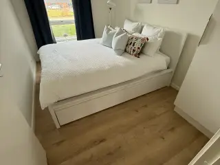 IKEA Malm doublebad white with slatted frame