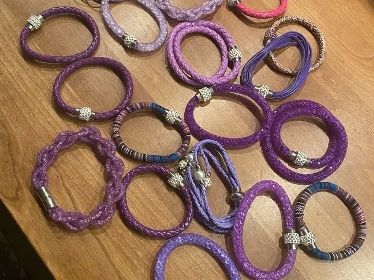 Billede 8 - Lilla armbånd