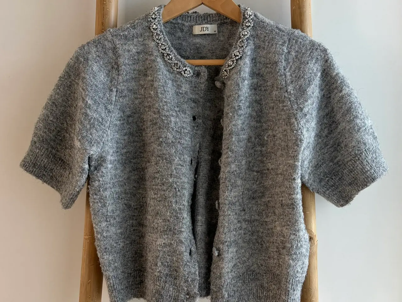 Billede 4 - JDY cardigan med korte ærmer og rhinsten, str. XS