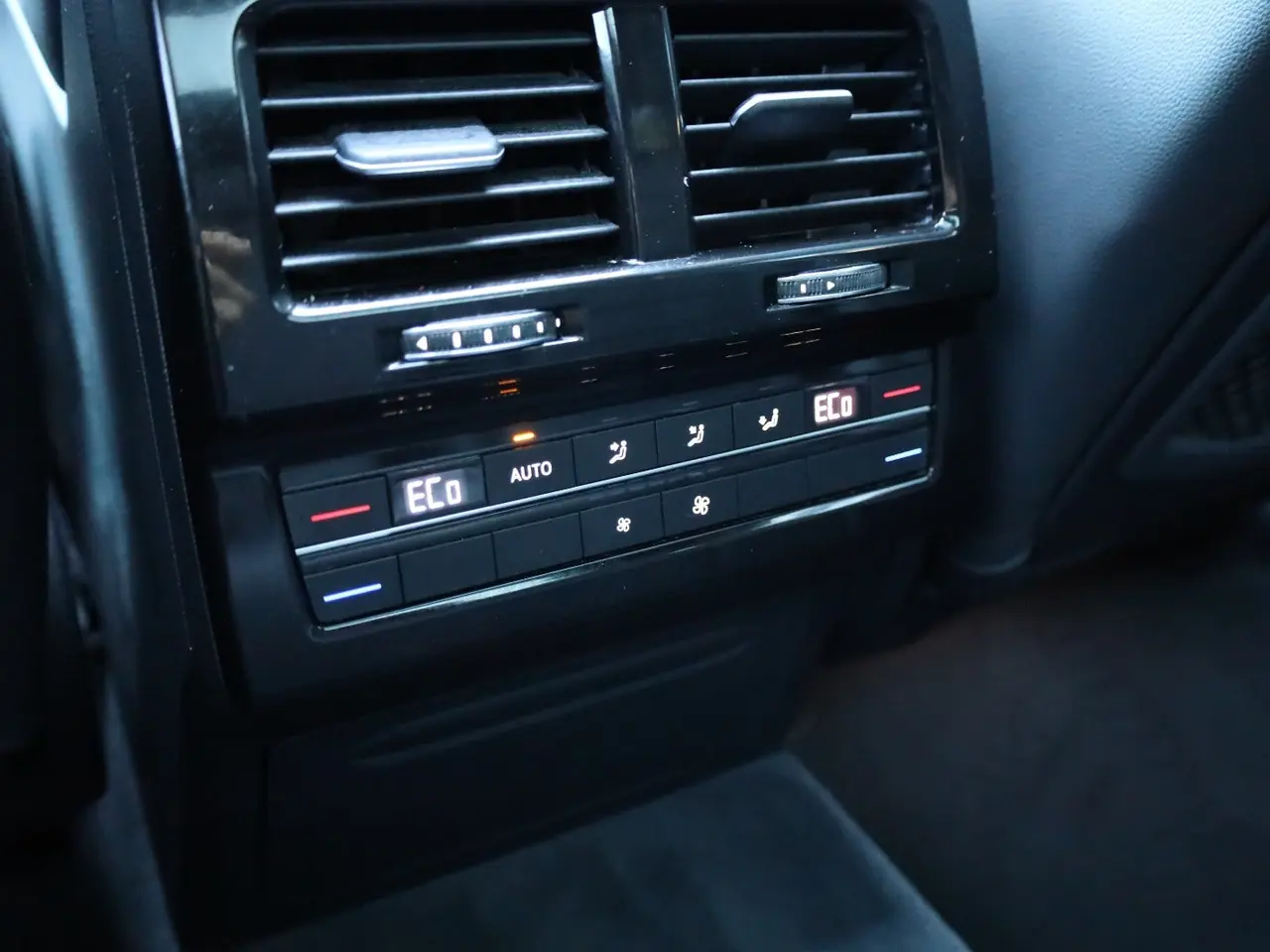 Billede 12 - VW Touareg 3,0 TSi 340 R-line aut. 4Motion