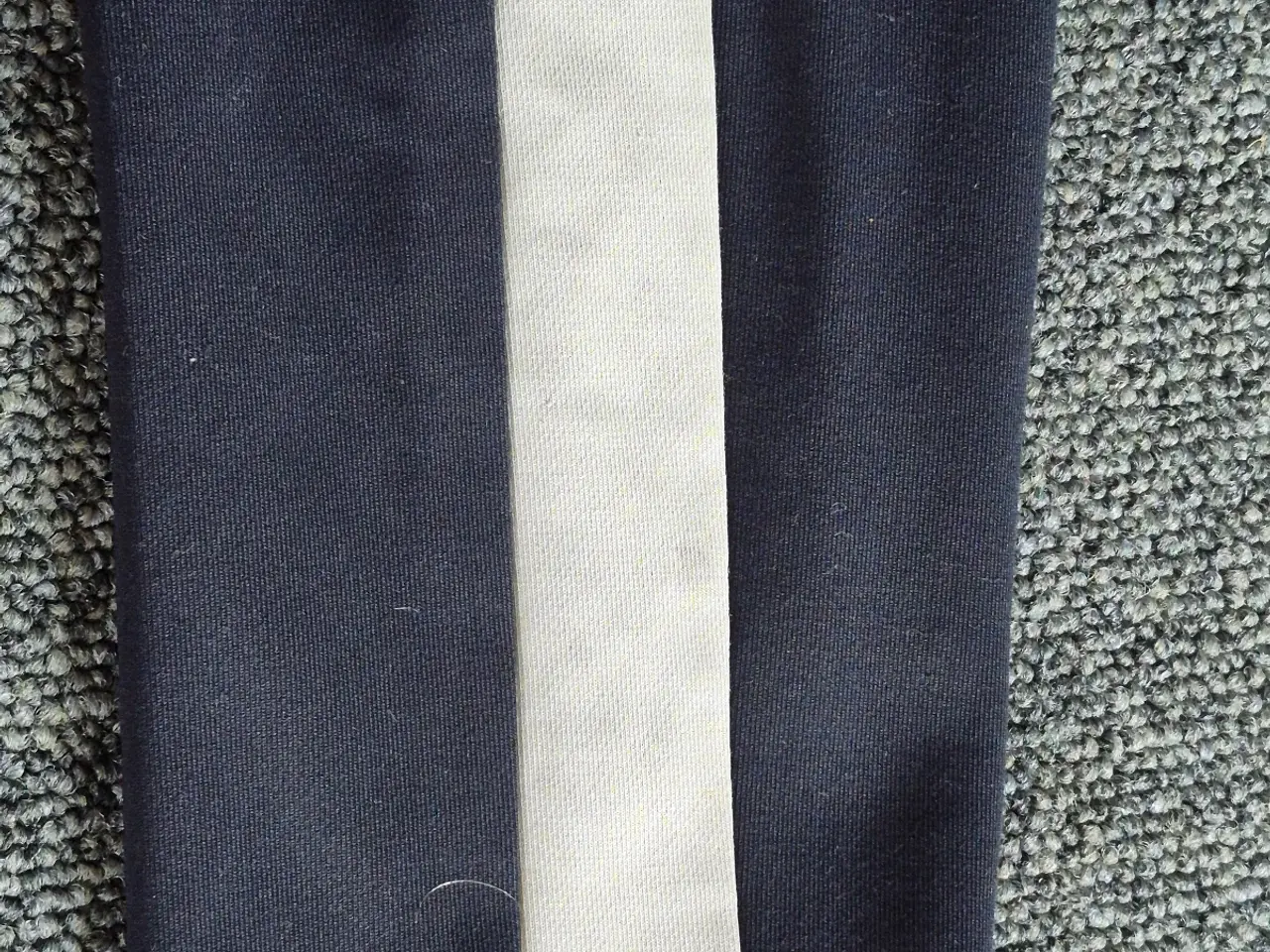 Billede 9 - Zip bluse str L J.Lindberg