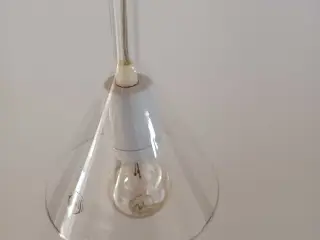 Glas tragt lampe