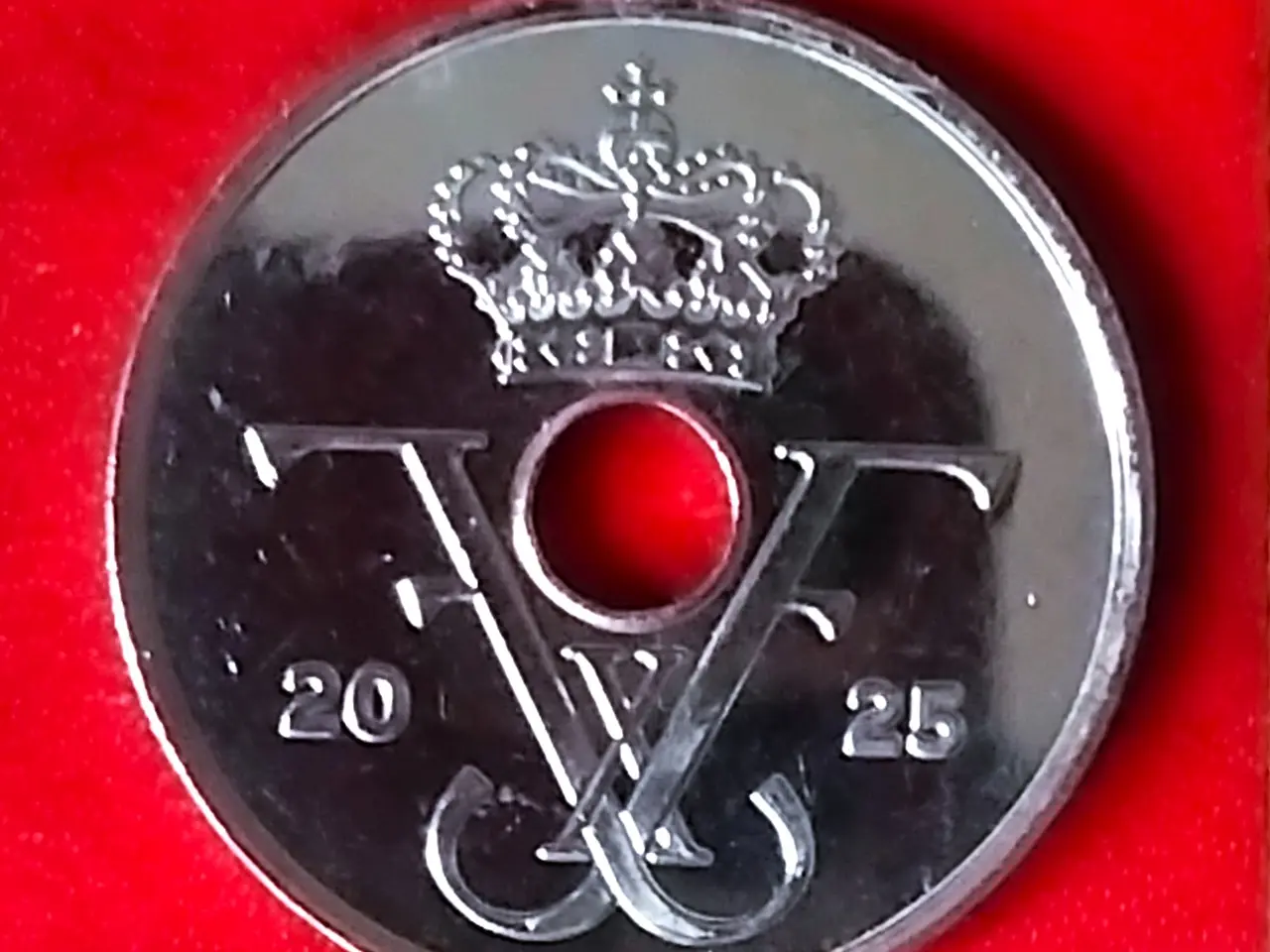 Billede 2 - FLOT TÆT PÅ UNC. 5 KR KRONE 2025 FREDERIK X 