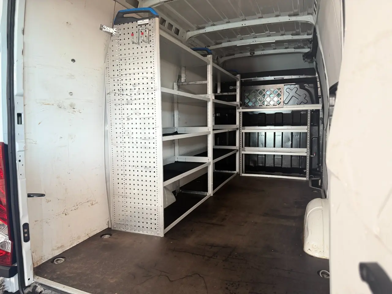 Billede 16 - Iveco Daily 2,3 35C14 13,4m³ Van AG8