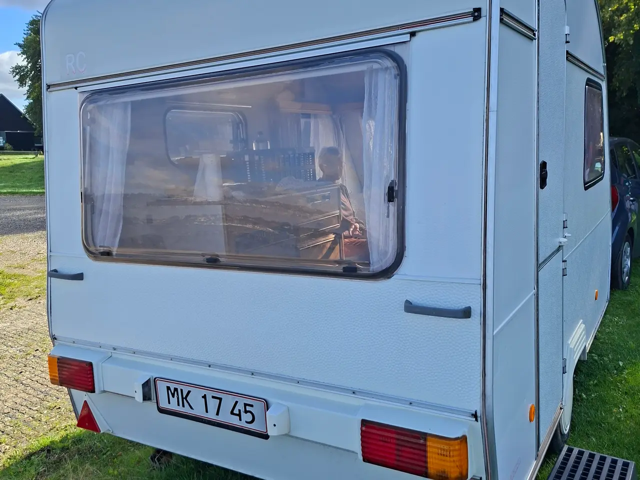 Billede 3 - Ældre campingvogn sælges m.fortelt