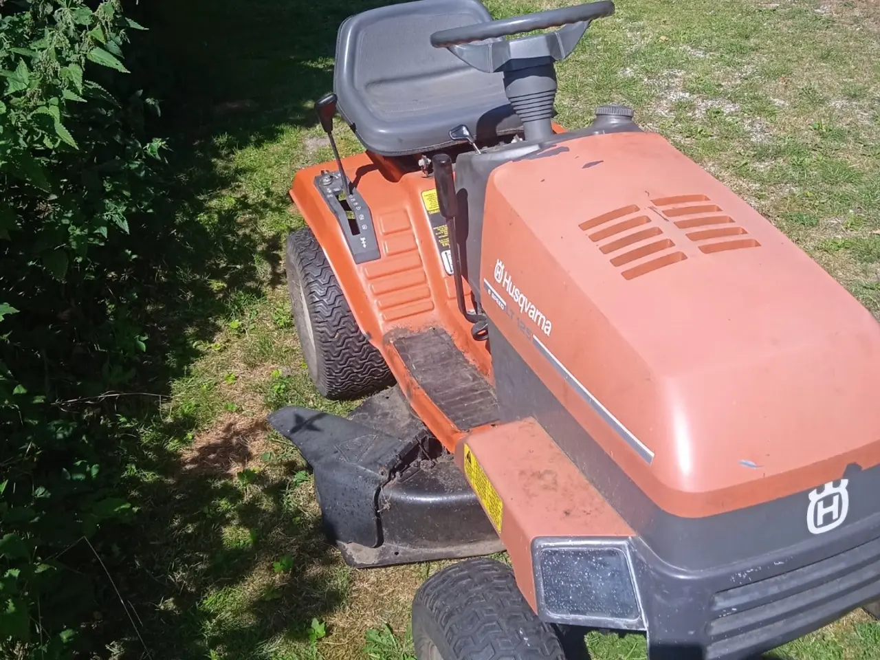Billede 1 - 12,5 HK Husqvarna Havetraktor