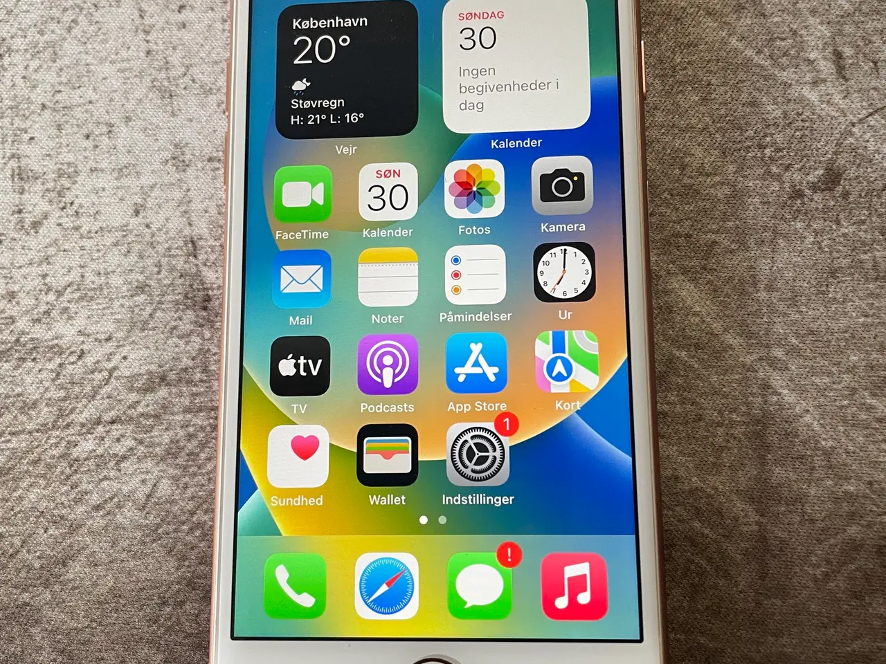 Billede 1 - Pæn velholdt Iphone 8 256