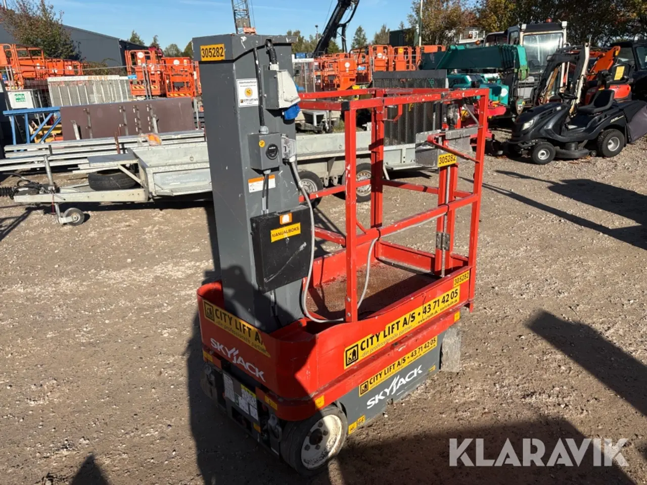 Billede 3 - Søjlelift SkyJack SJ12