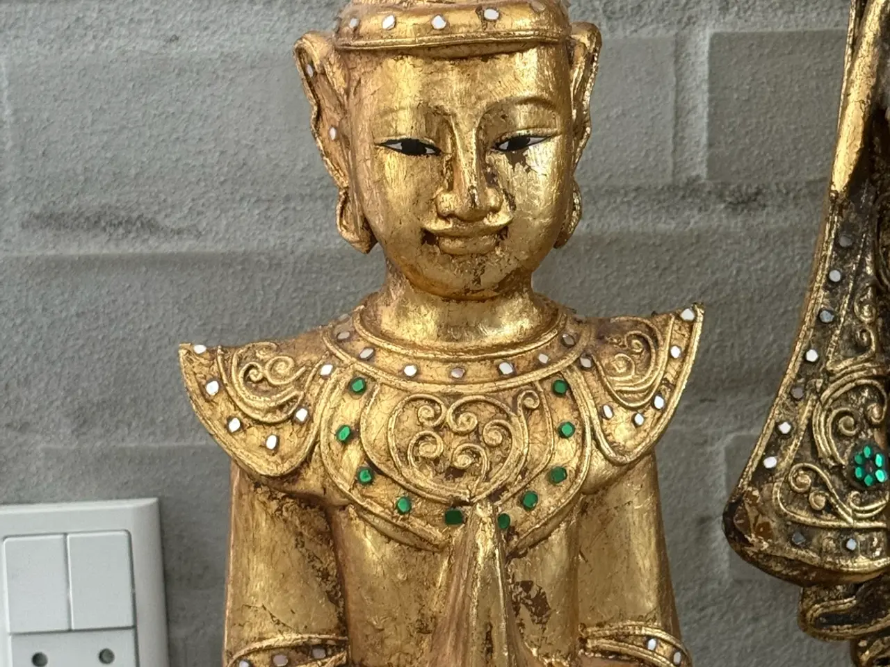 Billede 4 - To store Mandalay Buddha i massivt træ