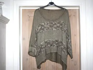 Bluse made in Italy str. L 30% mohair 70% polyeste