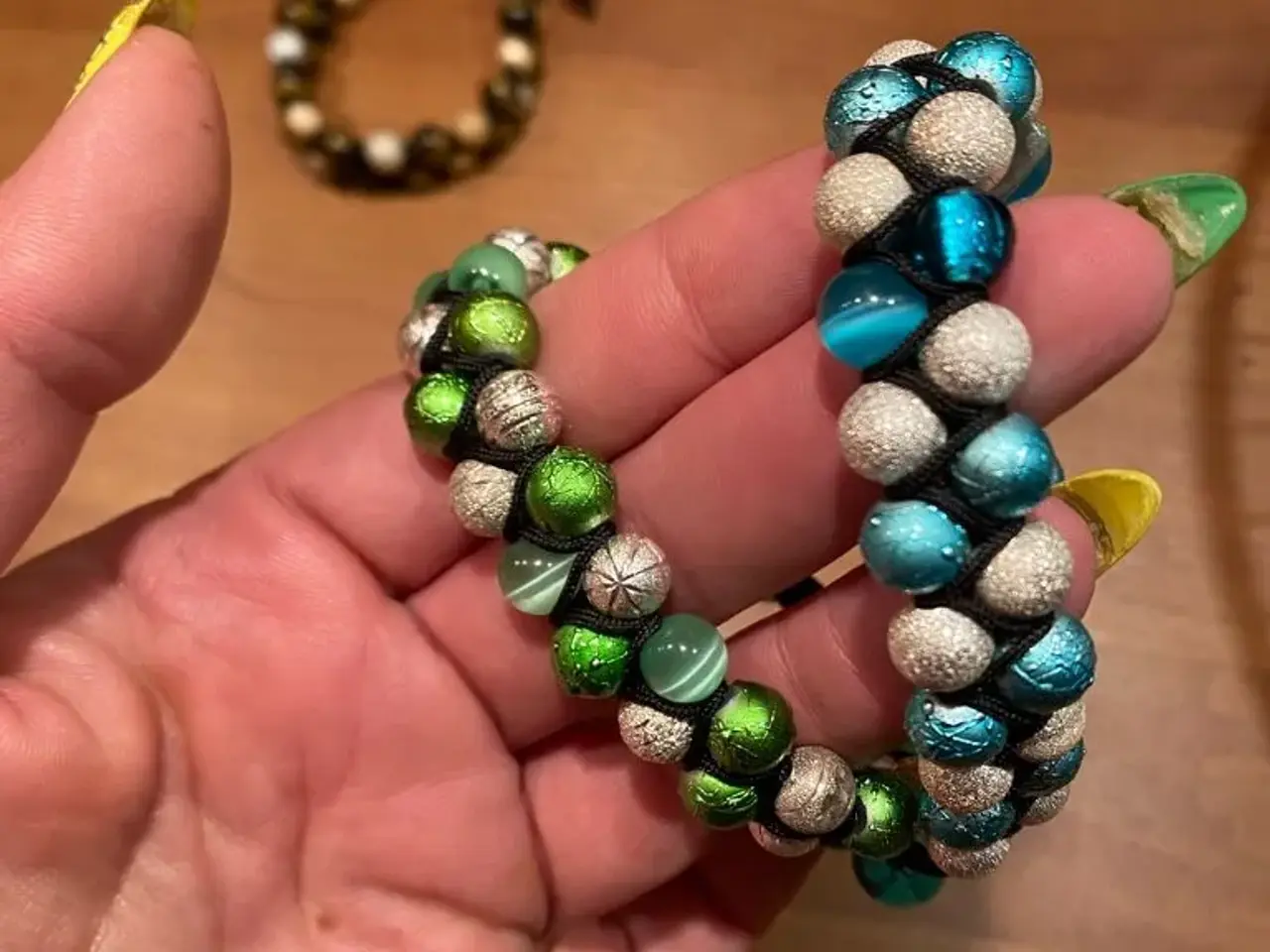 Billede 7 - Nye knyttede armbånd