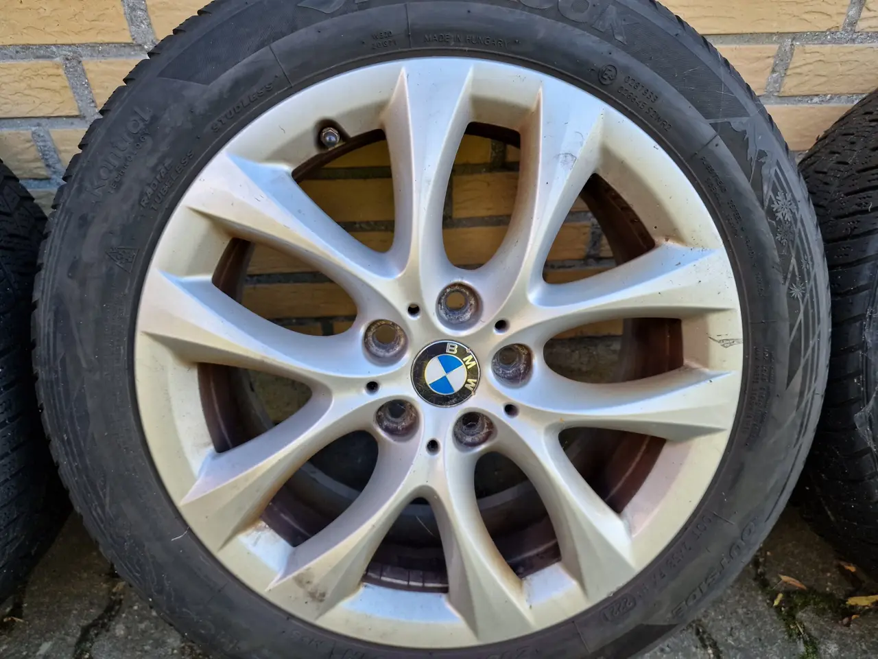 Billede 5 - Org. BMW fælge med vinterdæk og TPMS-ventiler