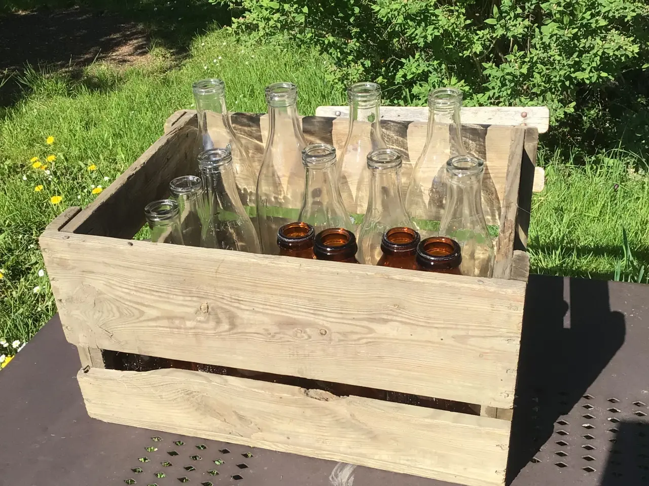 Billede 3 - Mælke kasse og mælkeflasker