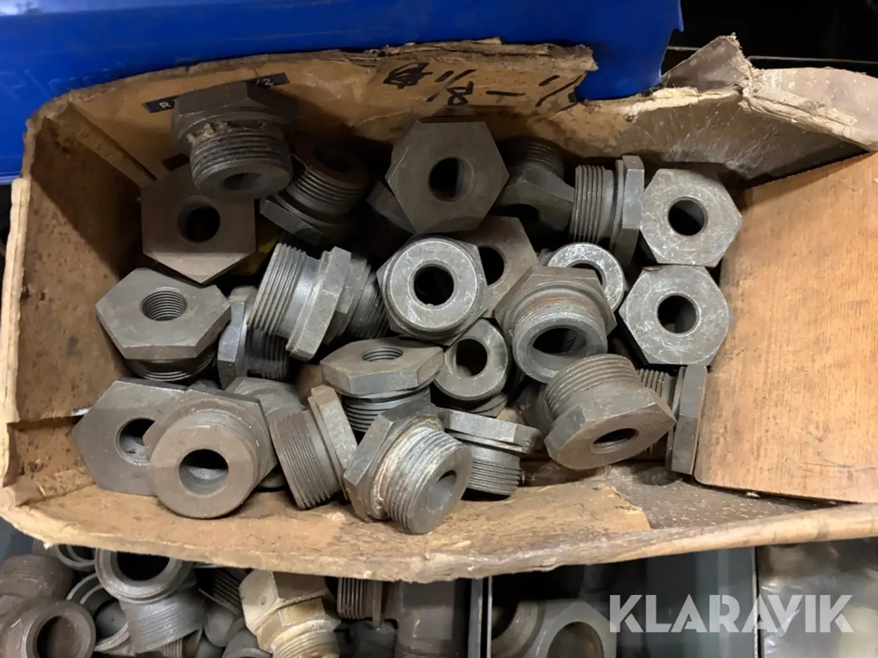 Billede 10 - Lot - fittings og propper til hydraulikslanger - 1 palle